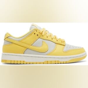Women's Dunk Low - Yellow/Grey